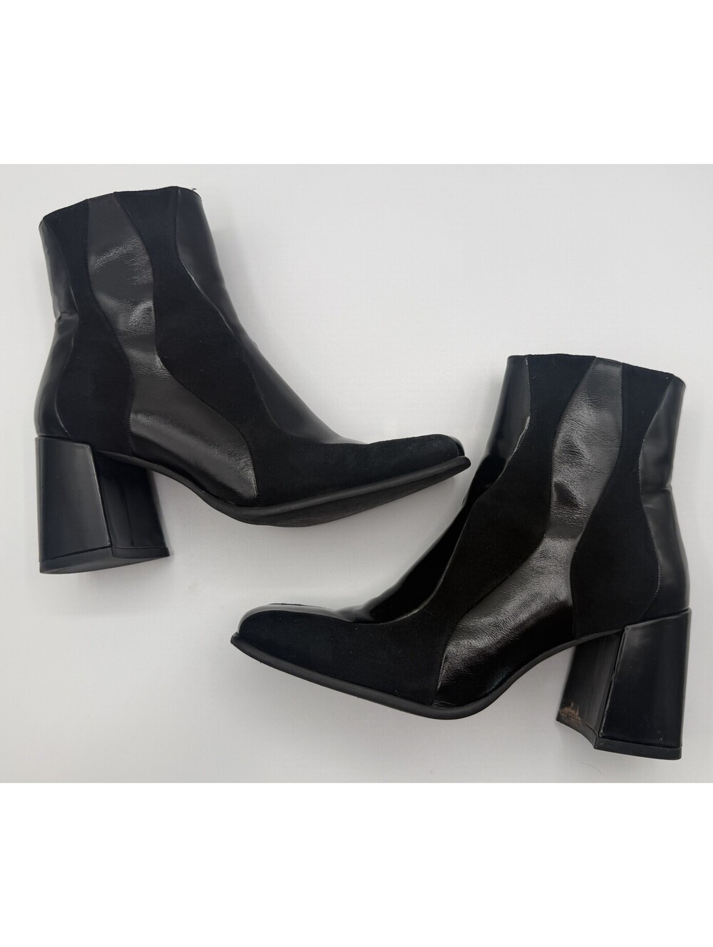 Jeffrey Campbell Black Lavalamp Suede Wave Mod Chunky Block Heel Ankle Boots 7.5